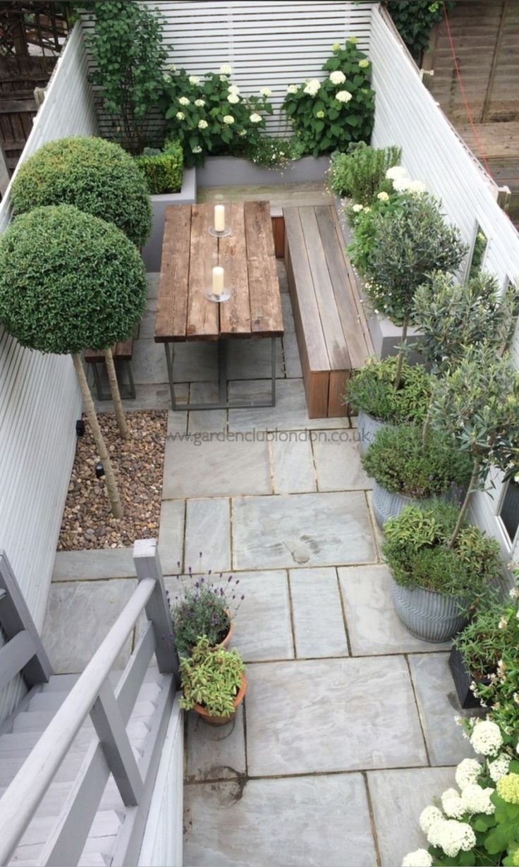 Creating a Cozy Outdoor Retreat: How to Design a Charming Garden Patio