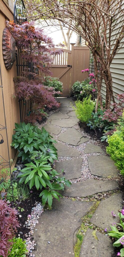 small yard landscaping