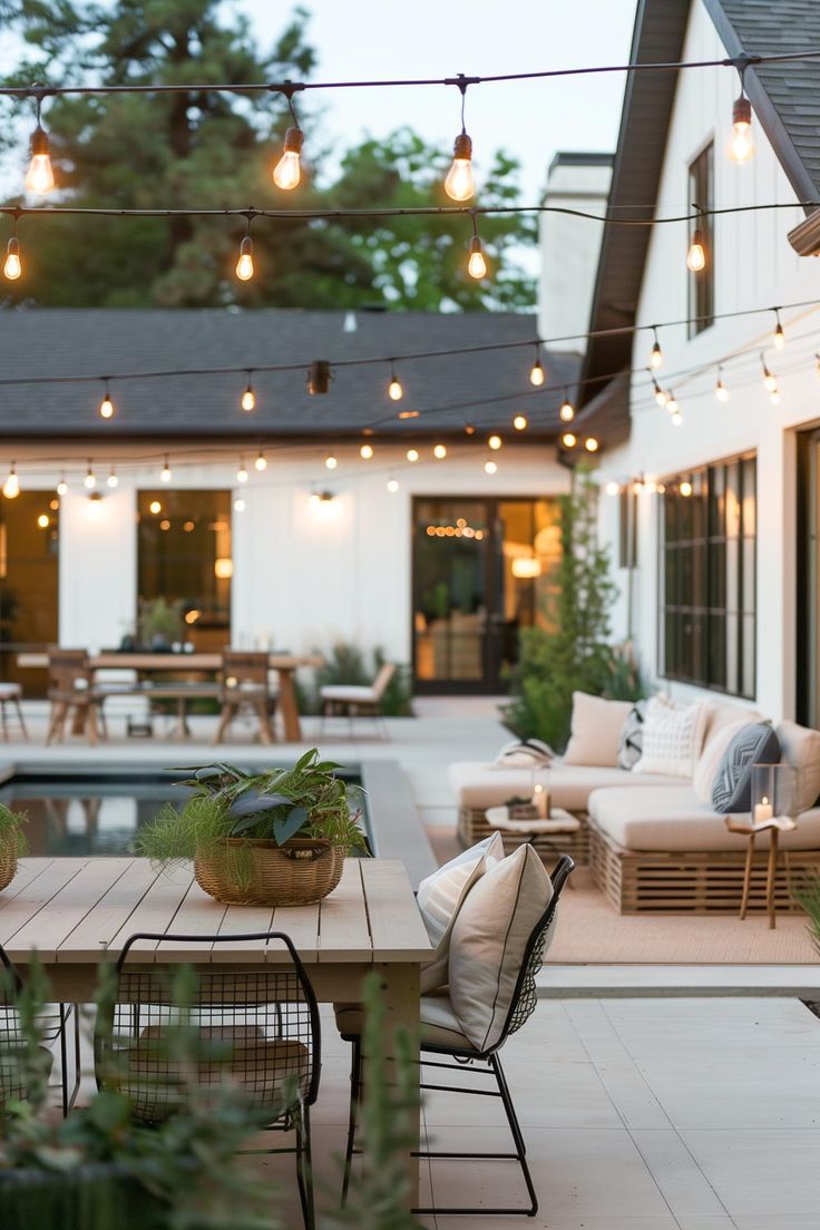 Creating a Relaxing Outdoor Oasis: Cozy Patio Ideas for Ultimate Comfort
