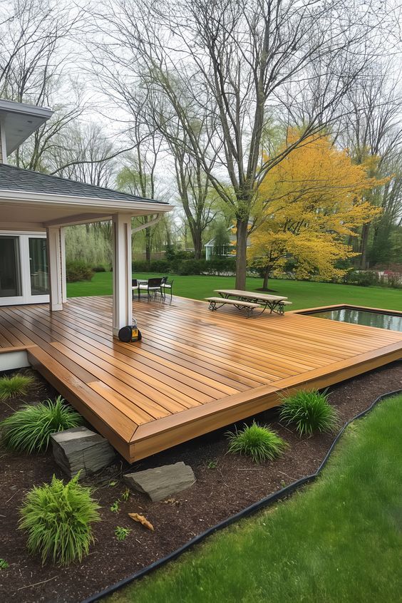 Creating a Stunning Double-Tiered Deck: Design Inspiration for Outdoor Spaces
