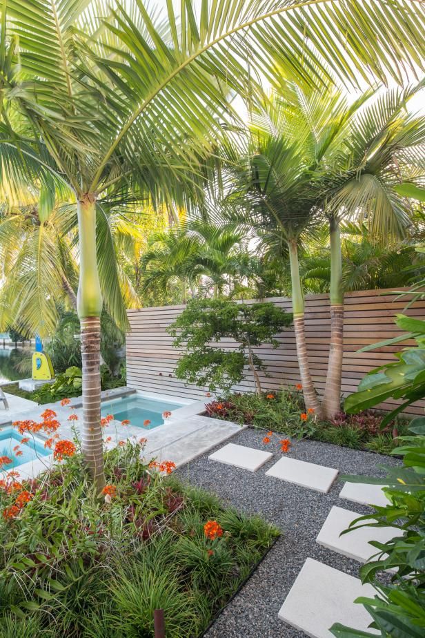 Creating a Stunning Oasis: Pool Landscaping Ideas to Transform Your Outdoor Space