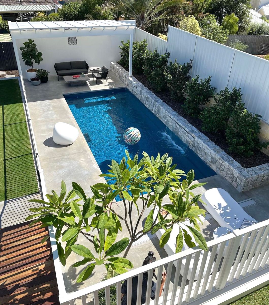Creating a Stunning Poolside Oasis with Thoughtful Landscaping