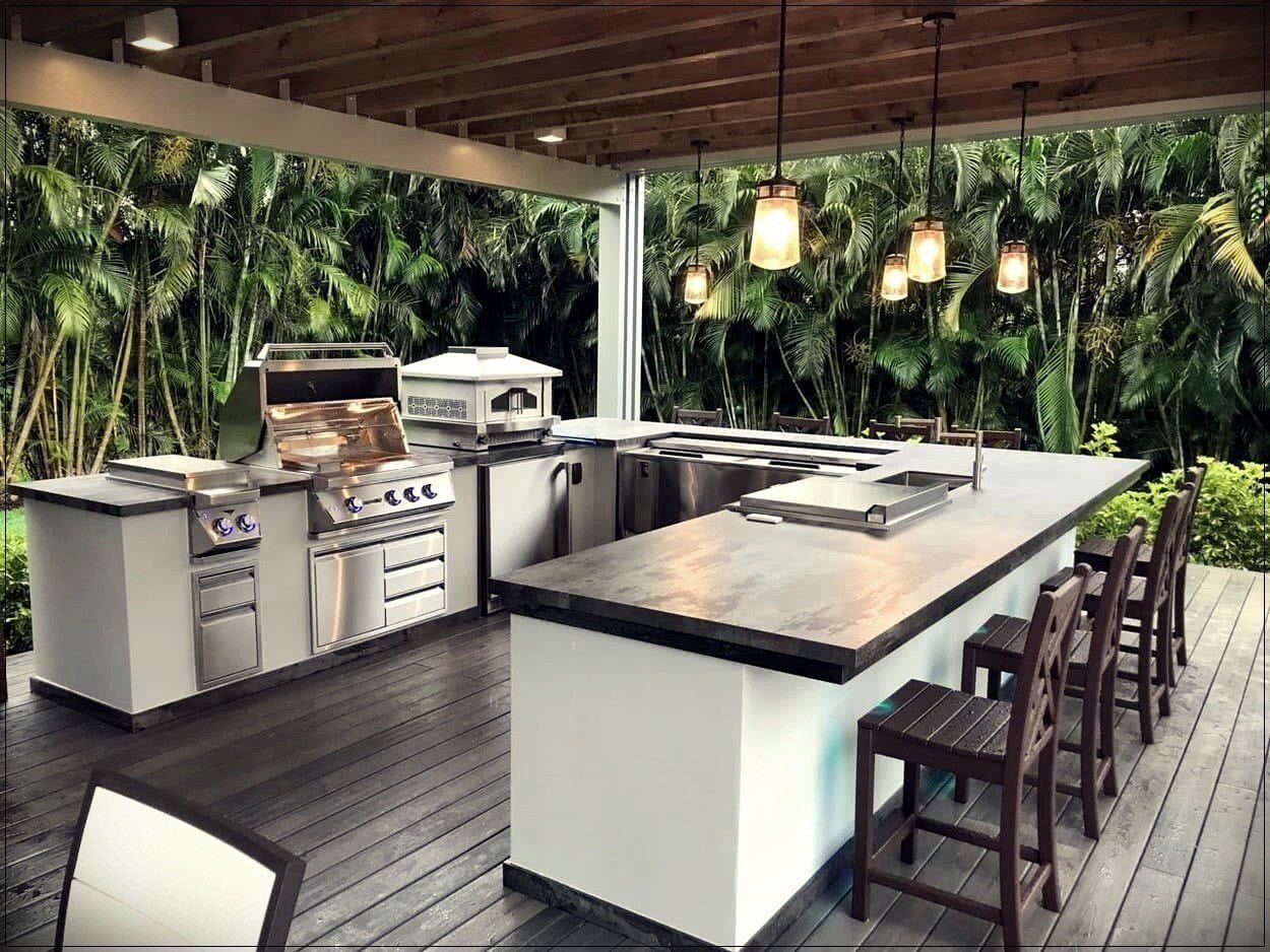 Creating the Ultimate Outdoor Kitchen: A Guide to Beautifully Designed Outdoor Cooking Spaces