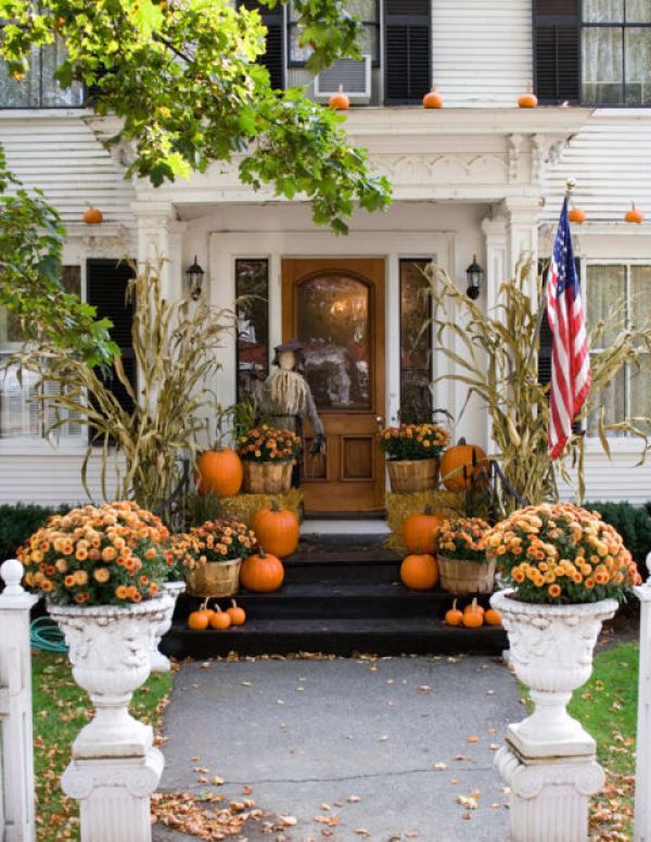 Creative Autumn Porch Decor Inspirations