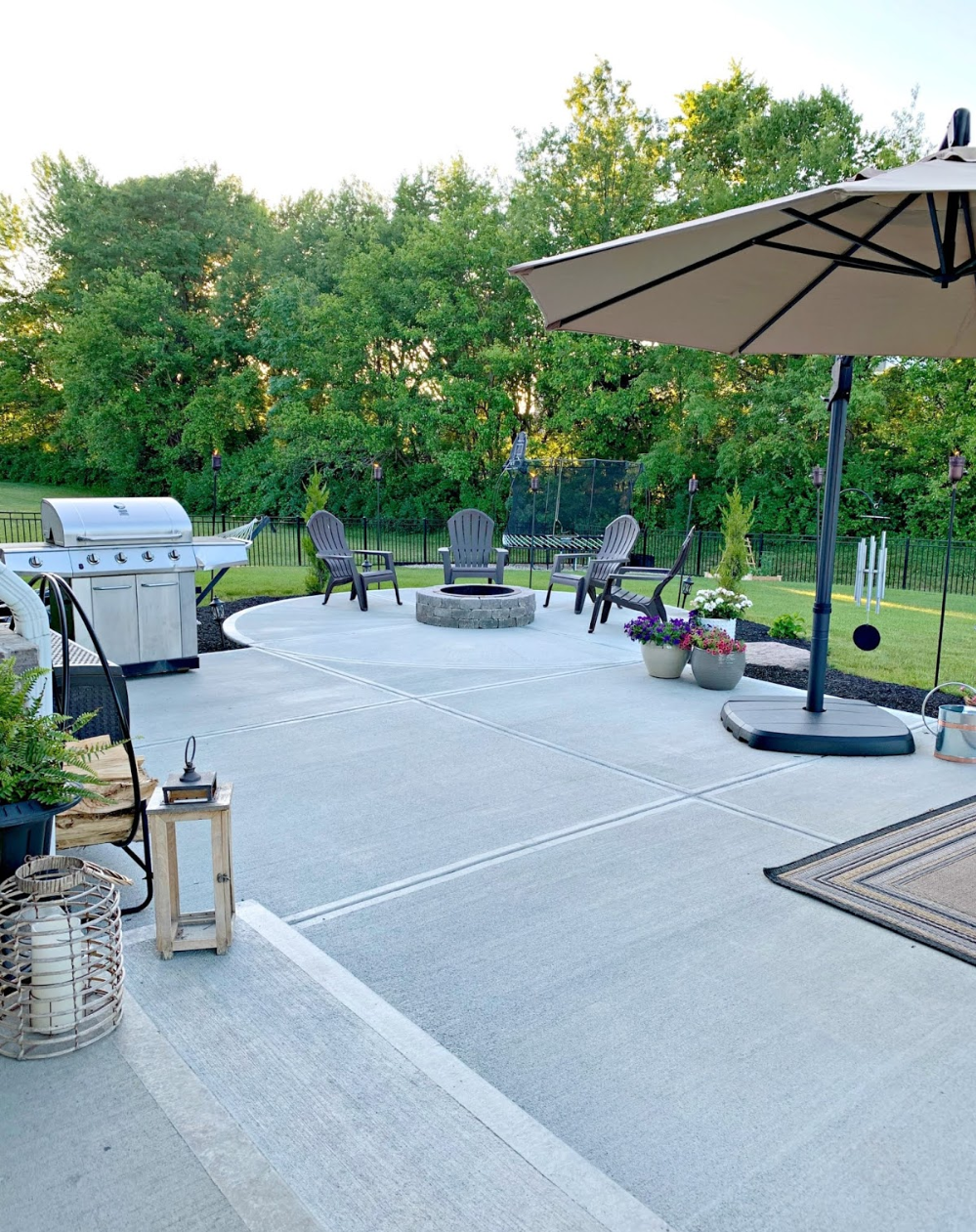 Creative Backyard Concrete Patio Designs to Elevate Your Outdoor Space