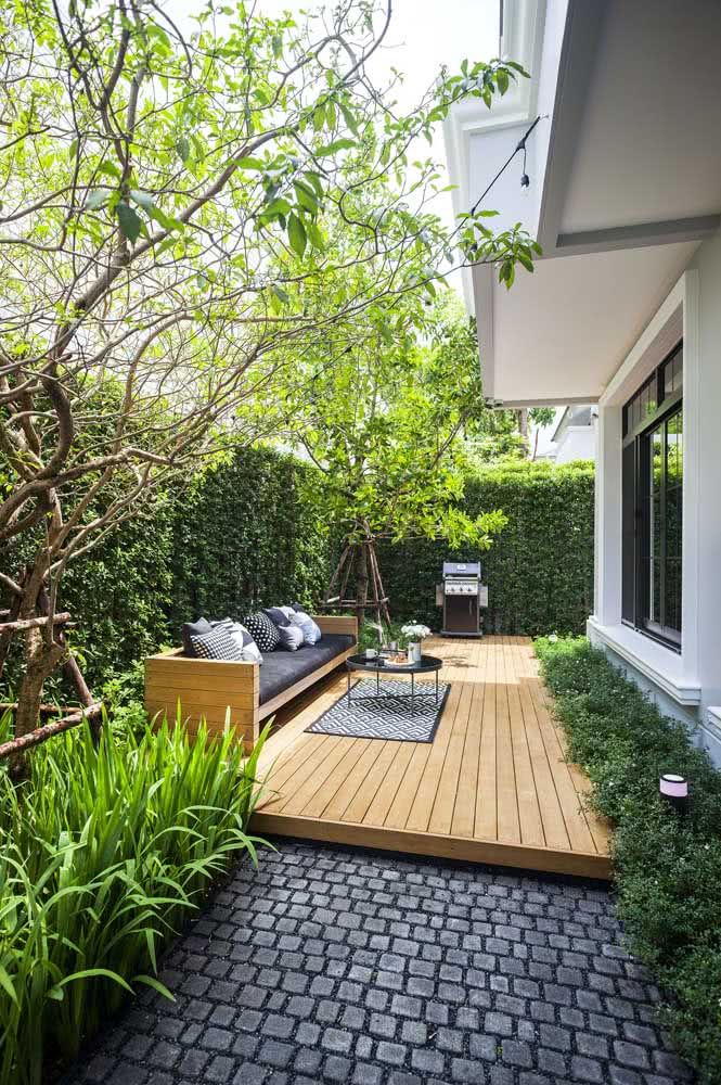 Creative Backyard Design Solutions for Small Spaces