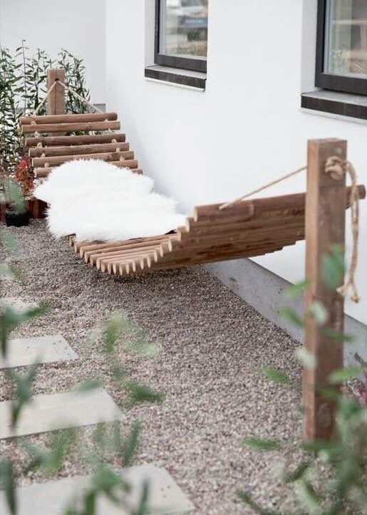 Creative Backyard Projects to Spruce Up Your Outdoor Space