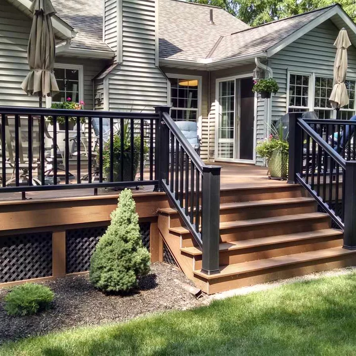 Creative Front Deck Design Ideas to Elevate Your Outdoor Space