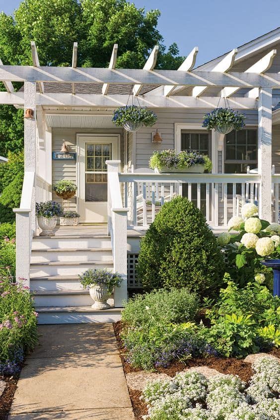 Creative Front Deck Designs for Your Home