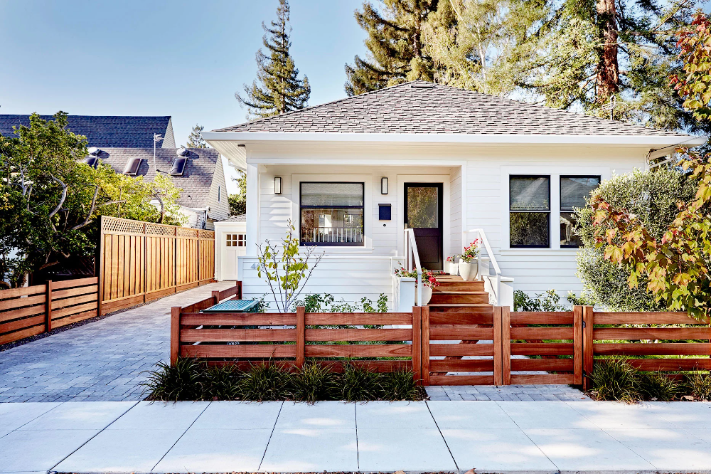 Creative Front Yard Fence Designs for Boosting Curb Appeal