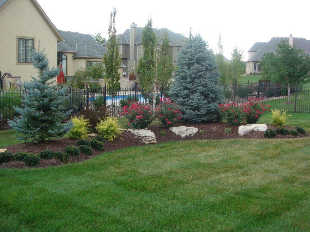 Creative Landscaping Ideas for Building Berms