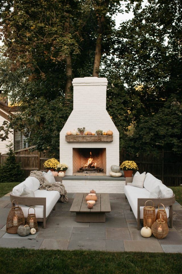 Creative Outdoor Fireplace Design Ideas for Your Outdoor Space