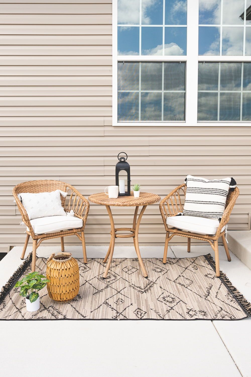 Creative Outdoor Spaces: Small Patio Inspiration