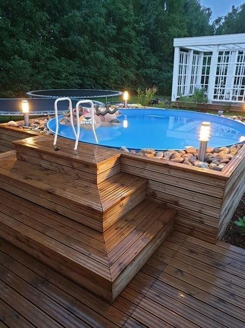Creative Pool Deck Design Ideas for a Stylish Outdoor Oasis