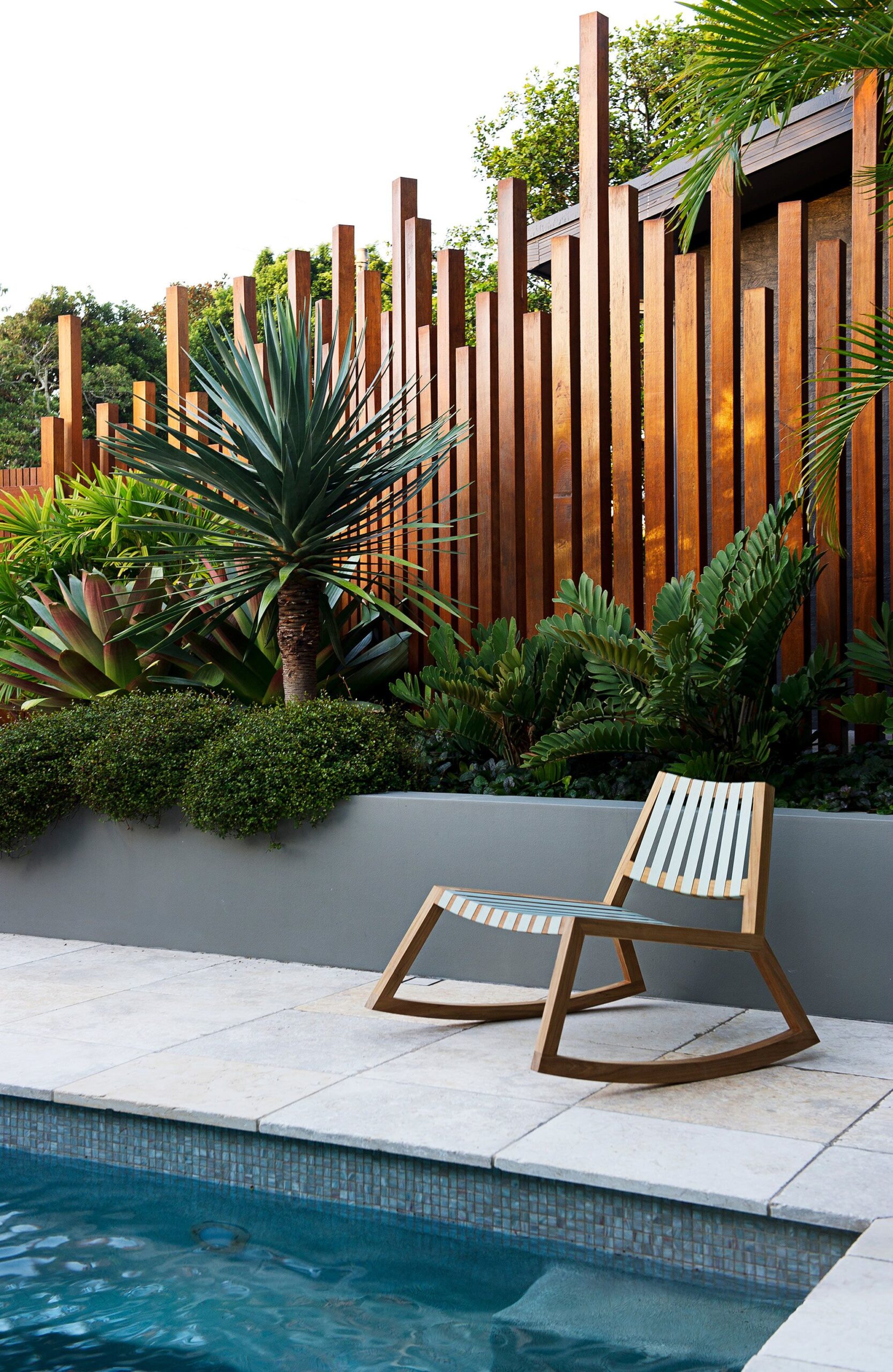 Creative Privacy Fencing Solutions for Your Outdoor Space