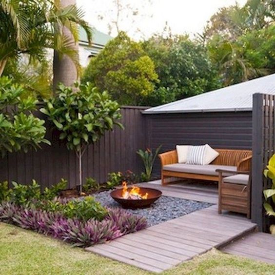Creative Solutions for Cozy Outdoor Seating Areas in Small Gardens
