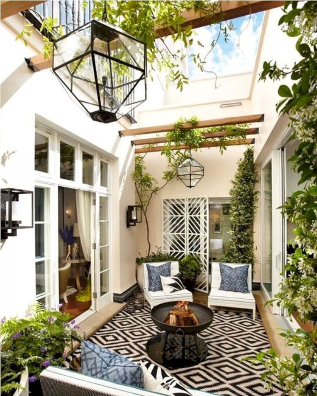 Creative Solutions for Cozy Outdoor Seating in Small Gardens