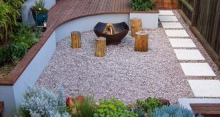 small backyard landscaping ideas