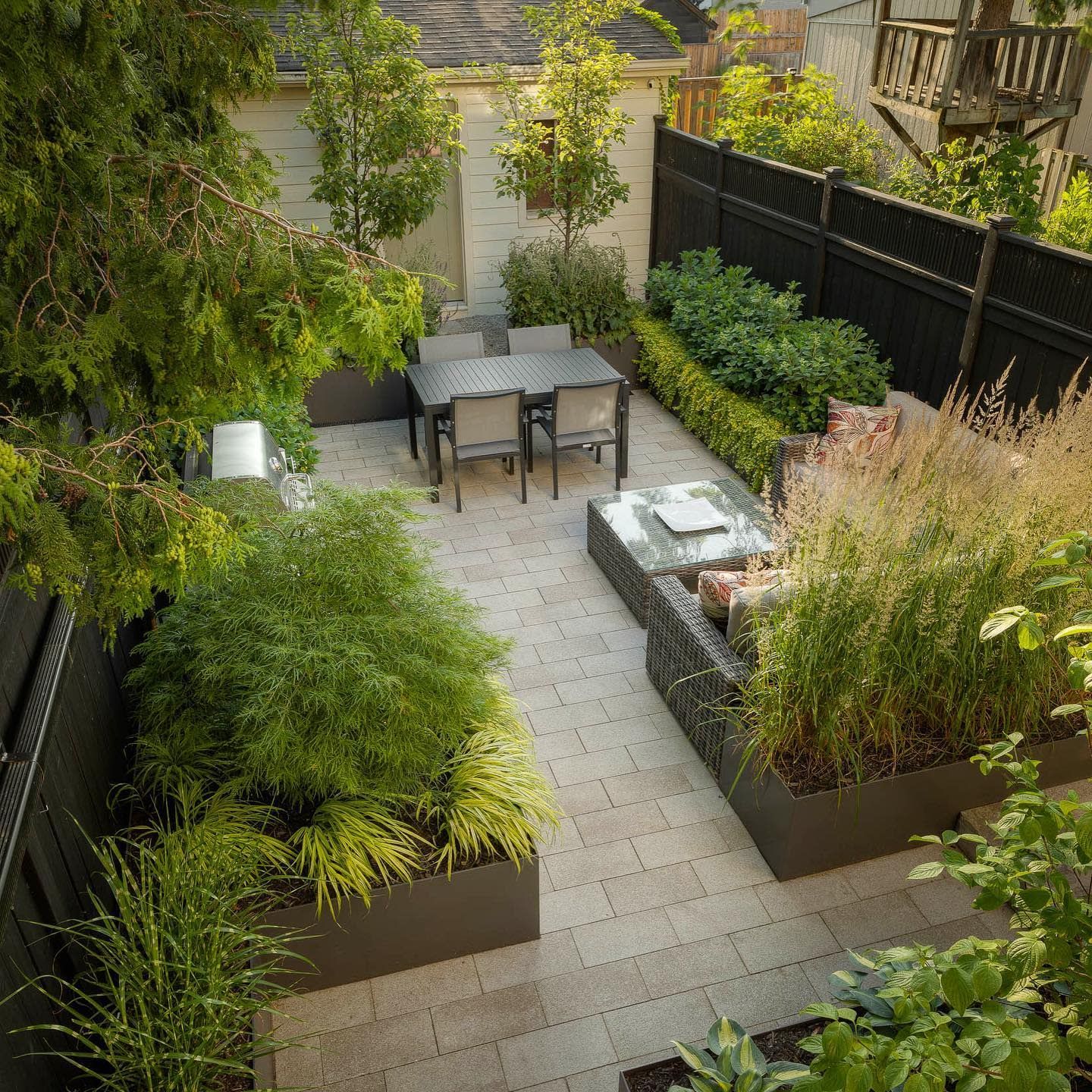 Creative Solutions for Small Backyard Landscaping