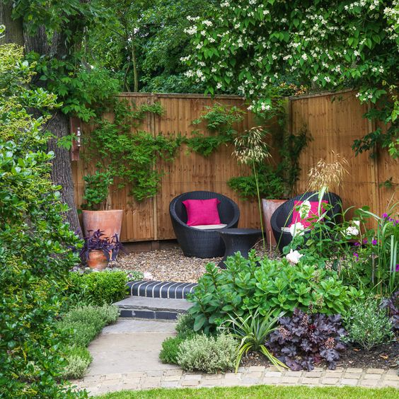Creative Solutions for Small Garden Spaces