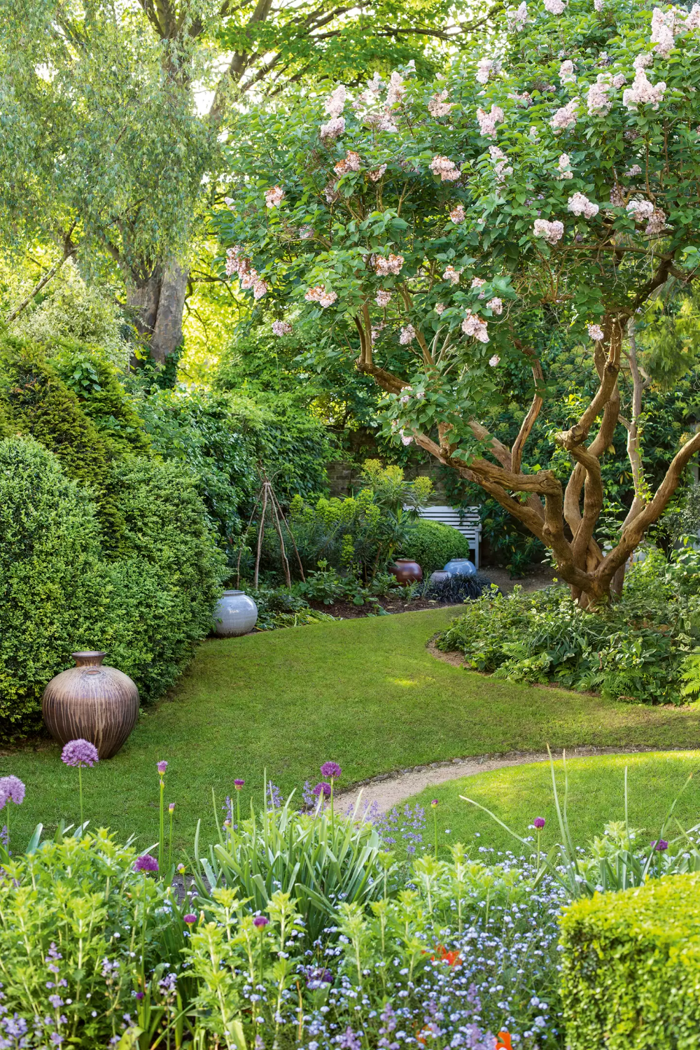 Creative Solutions for Space-Limited Outdoor Gardens