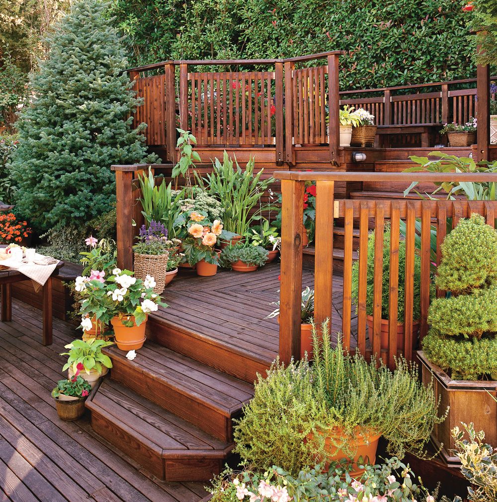 Creative Ways to Spruce Up Your Deck with Style