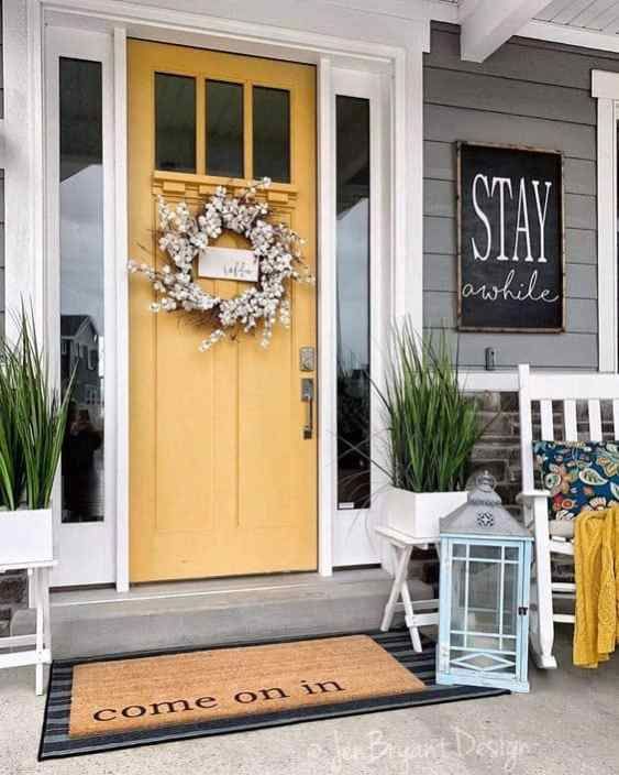 Creative Ways to Spruce Up Your Front Porch