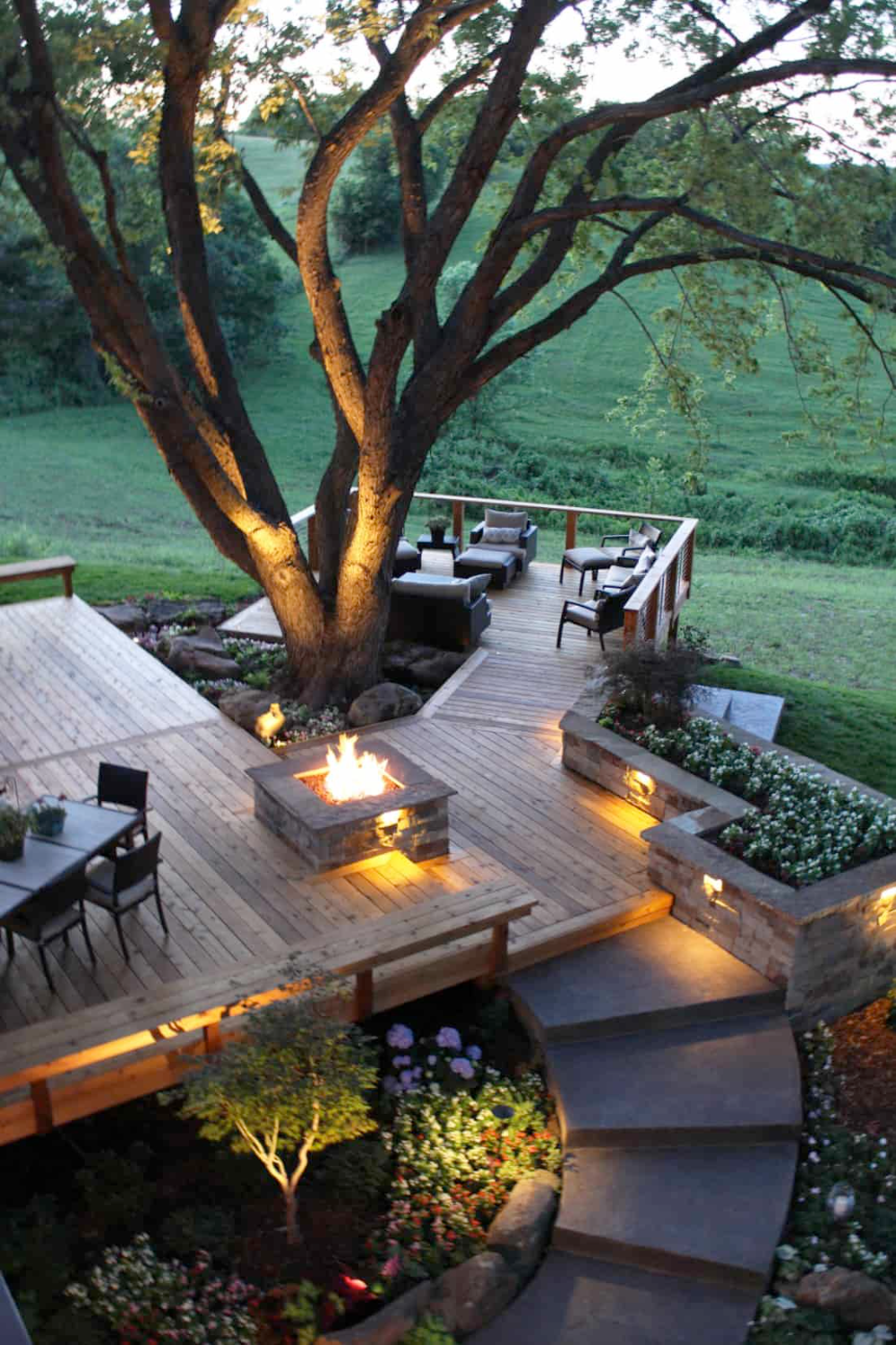 Creative Ways to Transform Your Outdoor Space with Deck Designs
