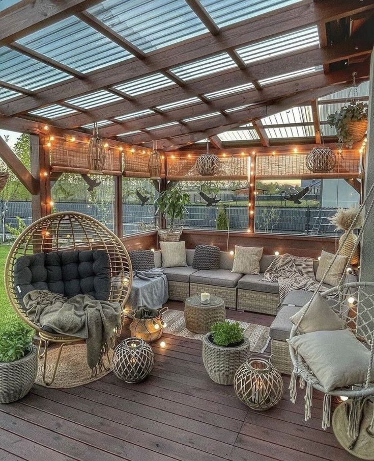 Creative and Stylish Backyard Patio Inspiration