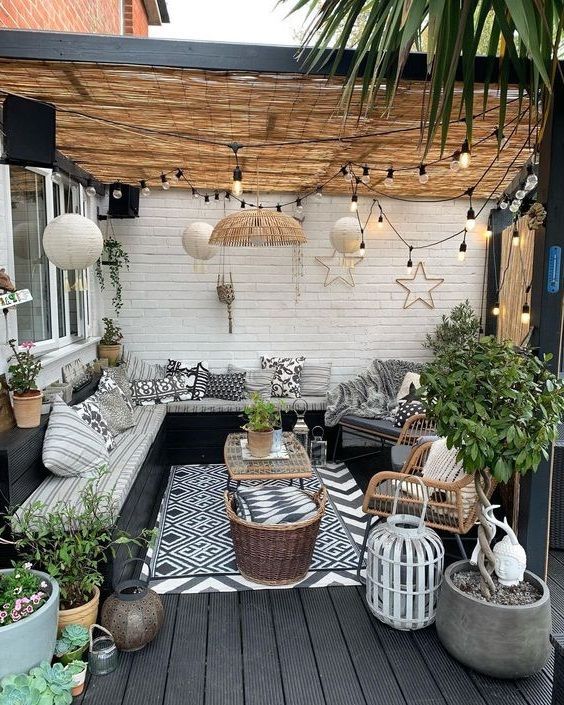 Creative and Stylish Ideas for a Covered Outdoor Patio