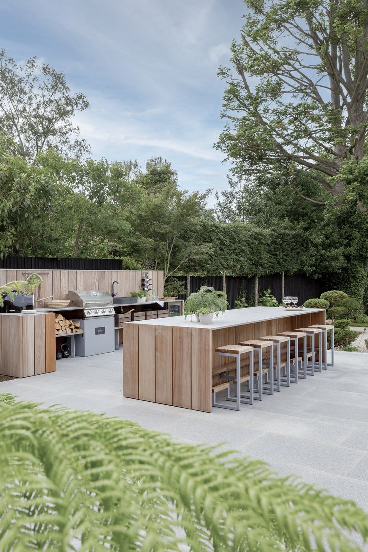 Designing Your Dream Outdoor Kitchen: A Guide to Creating the Perfect Outdoor Cooking Space
