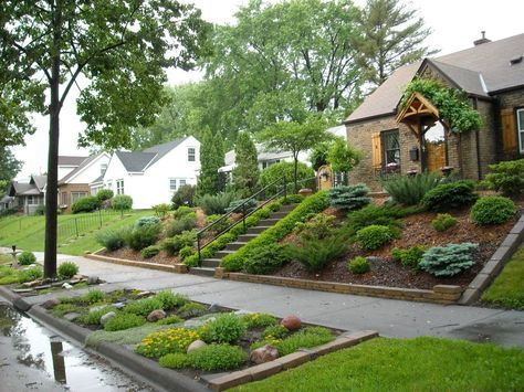 Designing a Beautiful Front Yard on a Steep Slope