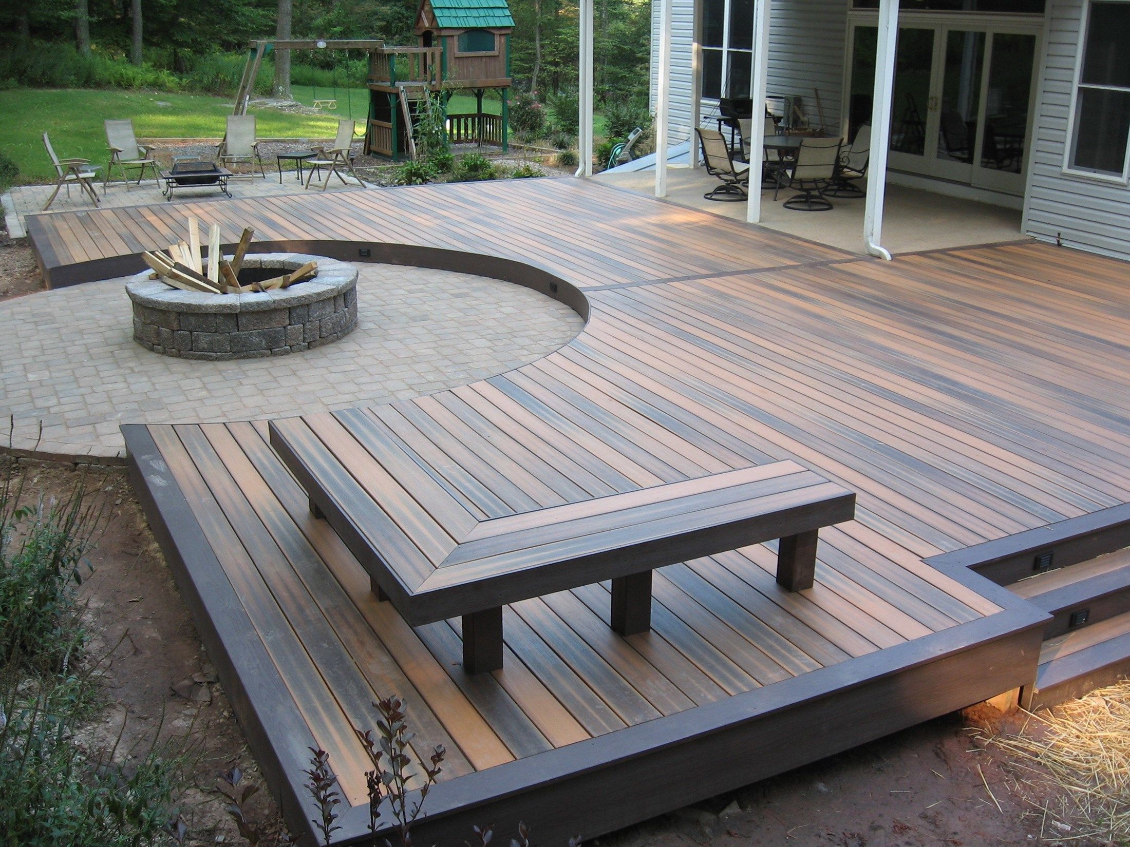 Designing a Stunning Bi-Level Deck: Creative Ideas for Your Outdoor Space