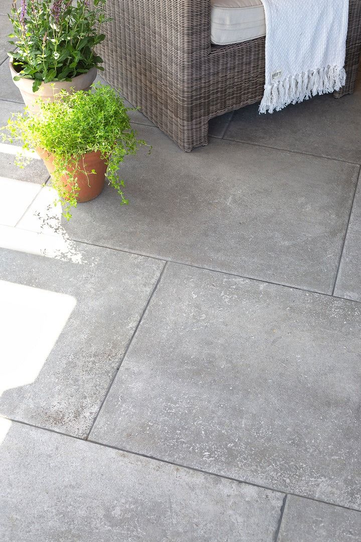 Transform Your Outdoor Space with Beautiful Paving Slabs