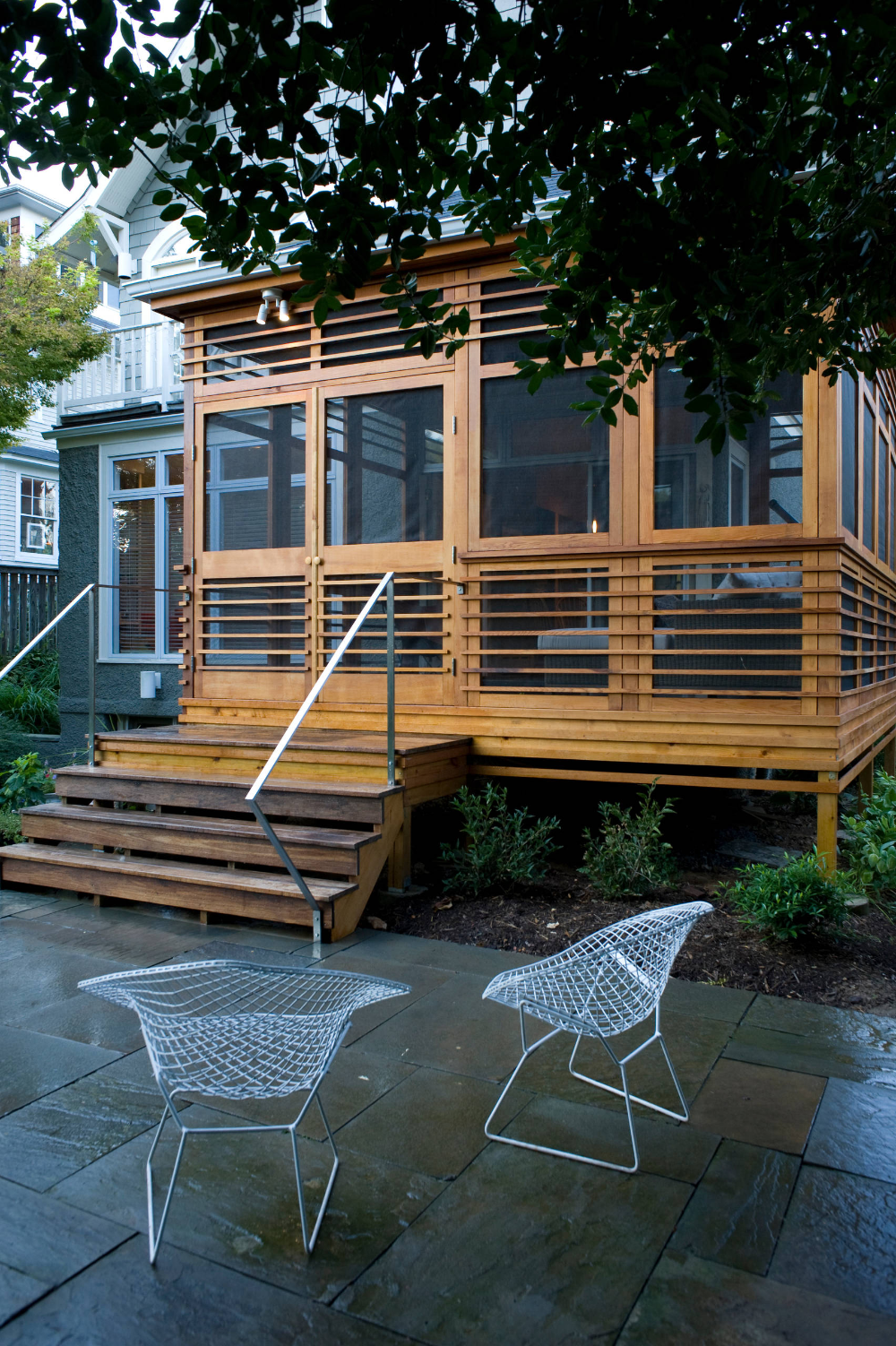 Discover the Latest Designs for Screened-In Porches