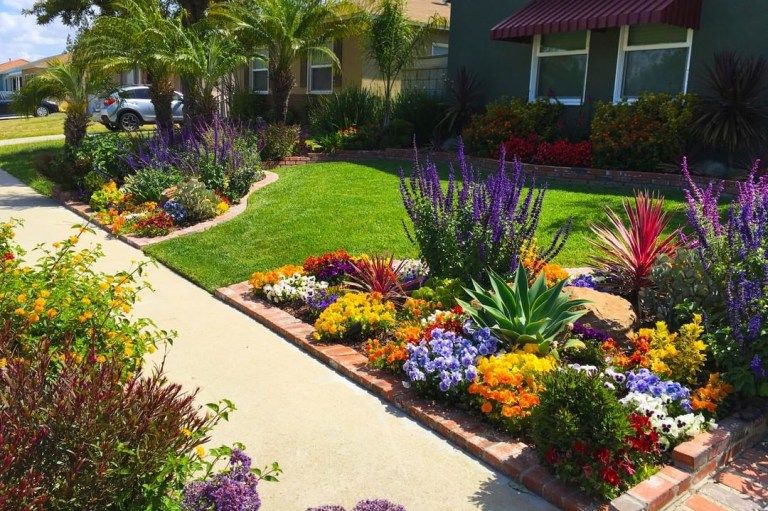 Easy Ways to Spruce Up Your Front Yard with Simple Landscaping Tricks