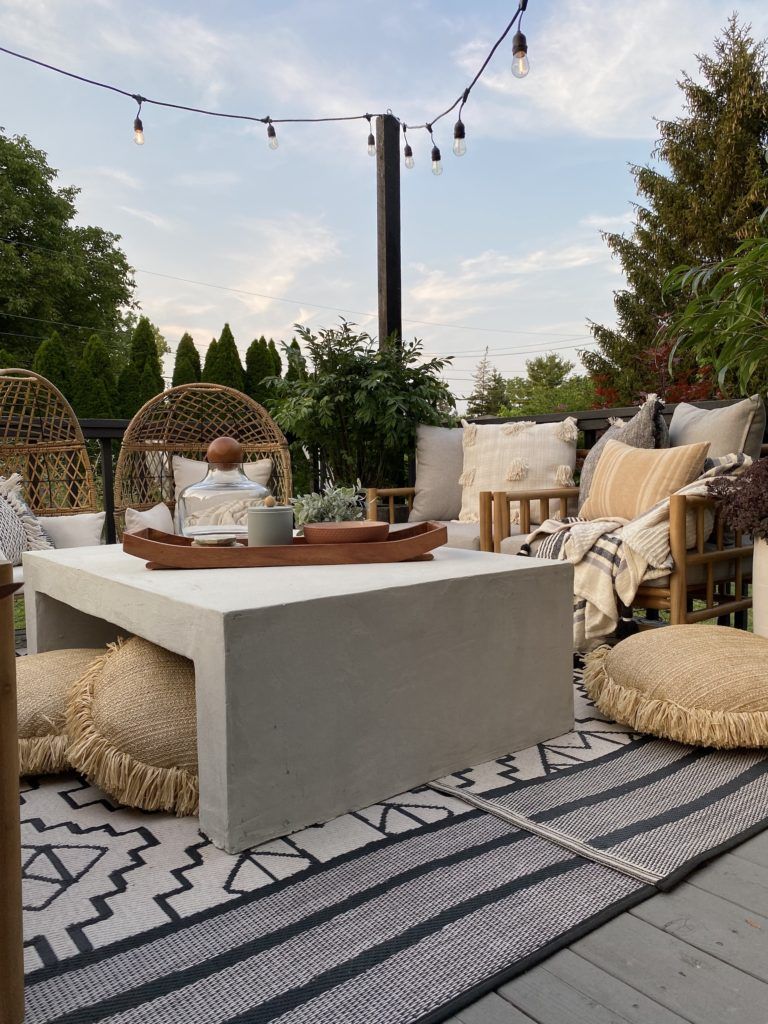 Elegant Outdoor Furniture Piece: The Perfect Addition to Your Patio