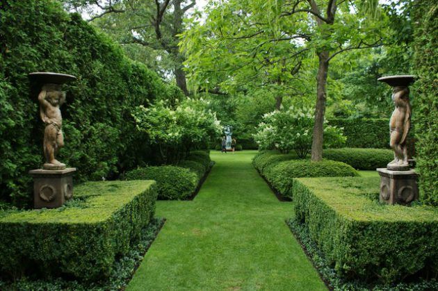 Elegant and Timeless: The Art of Formal Garden Design