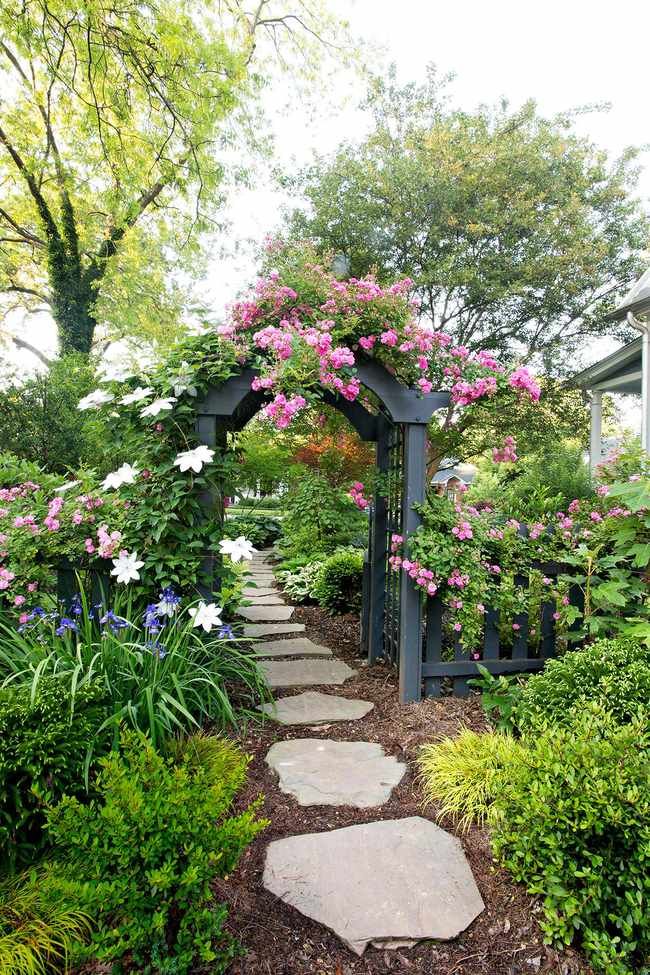 Enhance Your Garden with a Beautiful Arbor