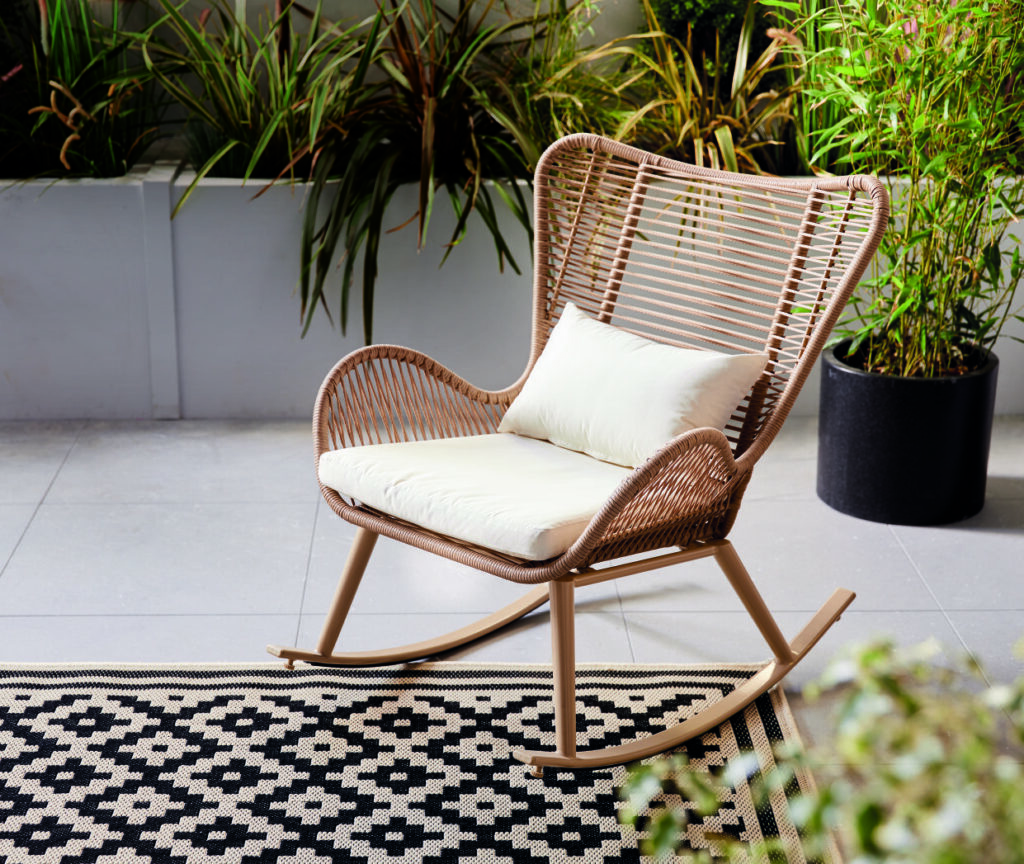 garden recliners