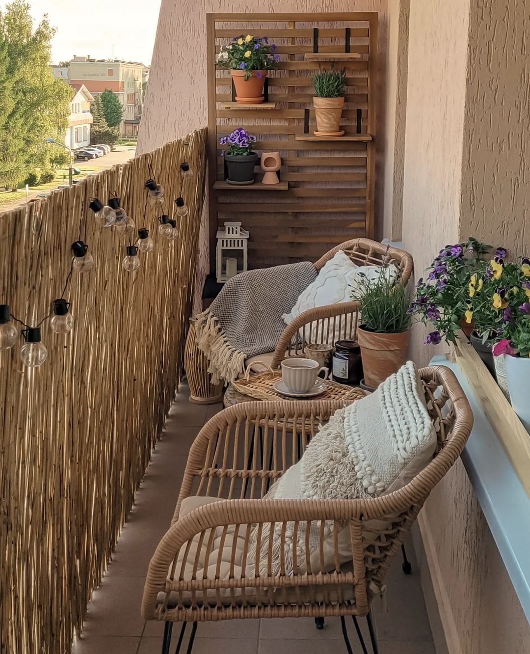 Enhance Your Outdoor Space with Stylish Balcony Furniture