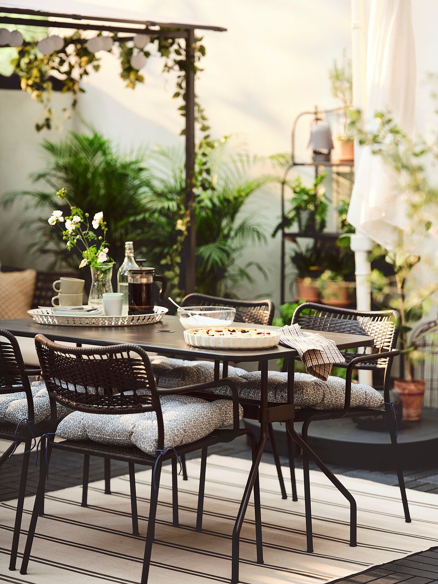 Enhance Your Outdoor Space with Stylish Garden Seating Sets