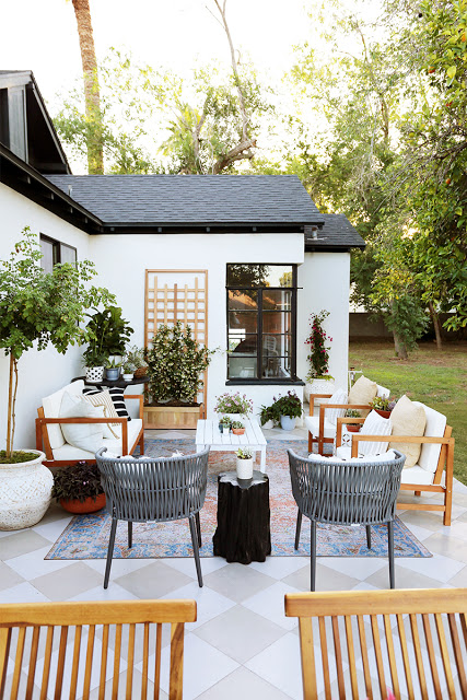 Enhance Your Outdoor Space with Stylish Patio Furniture