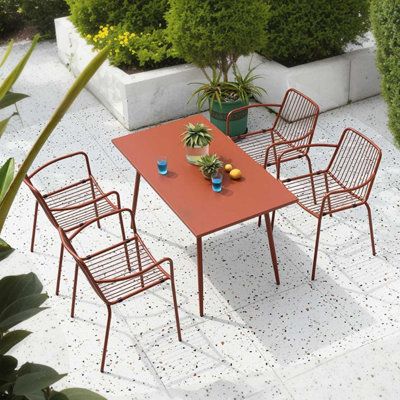 Enhance Your Outdoor Space with Stylish Table and Chairs