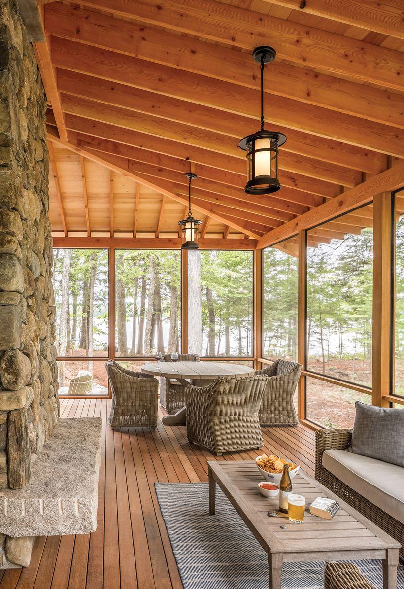 Enhance Your Outdoor Space with a Beautiful Screen Porch