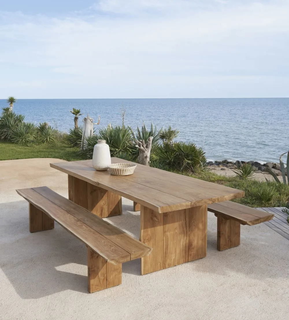 Enhance Your Outdoor Space with a Stylish Patio Dining Table