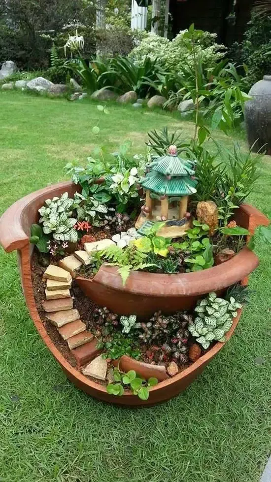 Enhancing Your Outdoor Space with Beautiful Garden Decor