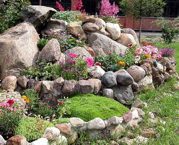 Enhancing Your Outdoor Space with a Beautiful Rock Garden