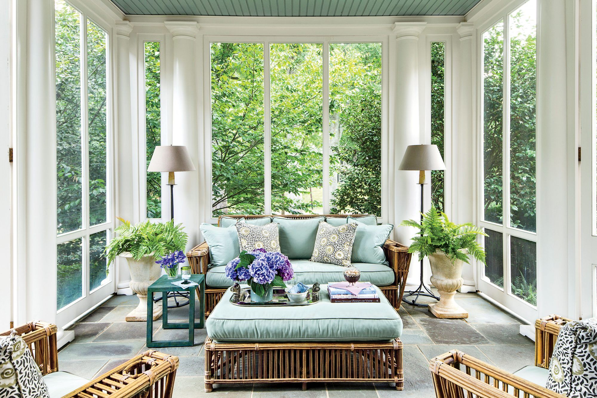 Enjoy the Outdoors While Staying Protected: The Benefits of a Screened-in Porch