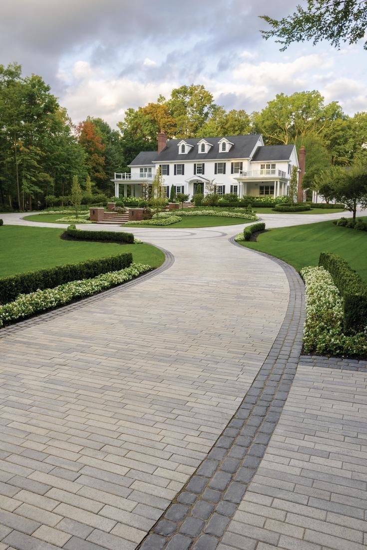 Exploring Creative and Elegant Driveway Ideas